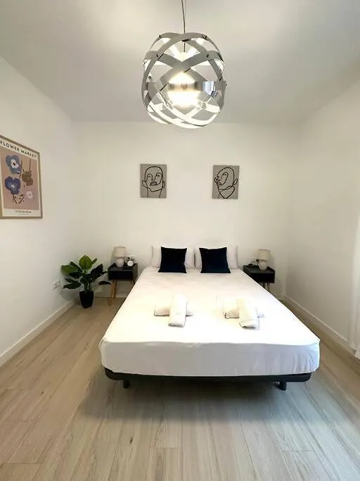 Pizarro Apartments ! Málaga España